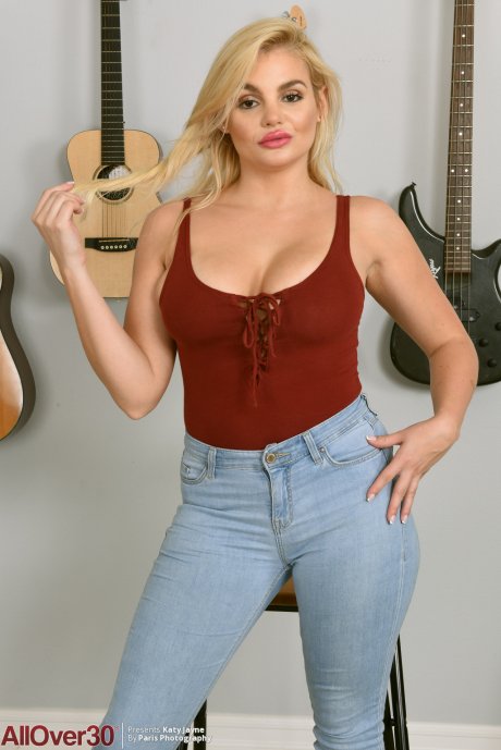 All Over 30 Katy Jayne Guitar Hero at AllOver30 porn pics